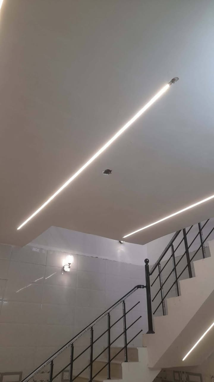 السلام عليكم
يتوفر لدينا بيوت تونات المساحة 100متر
طابو زراعي سند 25 الك حق التصرف 
العنوان منطقة الدوانم مجاور شرطة الخامسة قرب جامع ملك القدوس تفاصيل كل دار صالة مدخل مطبخ غرفتين نوم حمامين سطحين جاهز للسكن زيرو اوراق كلها أصولية عقد بين طرفين وكالة نسخه سند قرار محكمة تواصل وياي ودلل 
 هاتف ***********
سعر مناسب جدا جدا 
85 بي مجال 💲💲 
أبو عبد الجبوري
