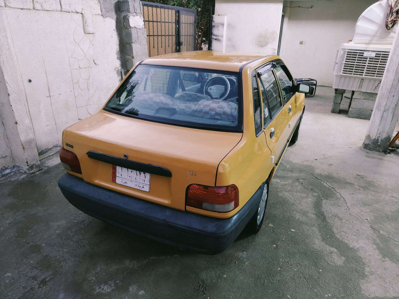 السلام عليكم سايبه 2012 مكينه وكير كفاله مصفره هيئه وغرامات حداديه وتخم تاير جديده شواصي كفاله السياره مابيها ضربه السعر 28 مكاني الحر السواده ***********
