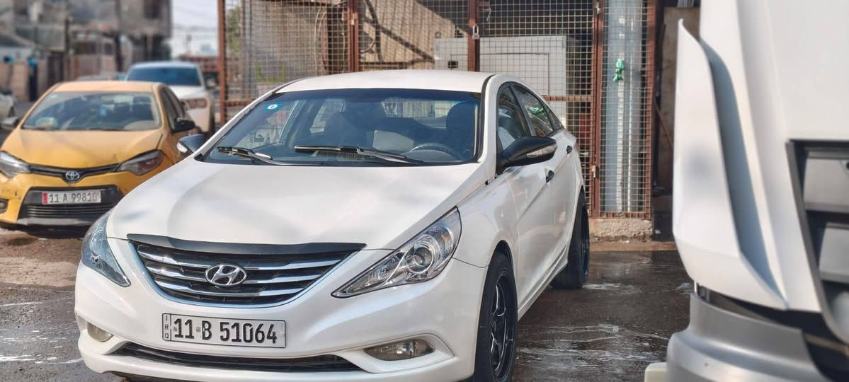 هونداي سوناتا موديل2011سياره رقم بغداد انكليزي تحويل ثاني يوم السياره مصبوغه حزام جماليه مكان السياره بغداد للاستفسار ***********
