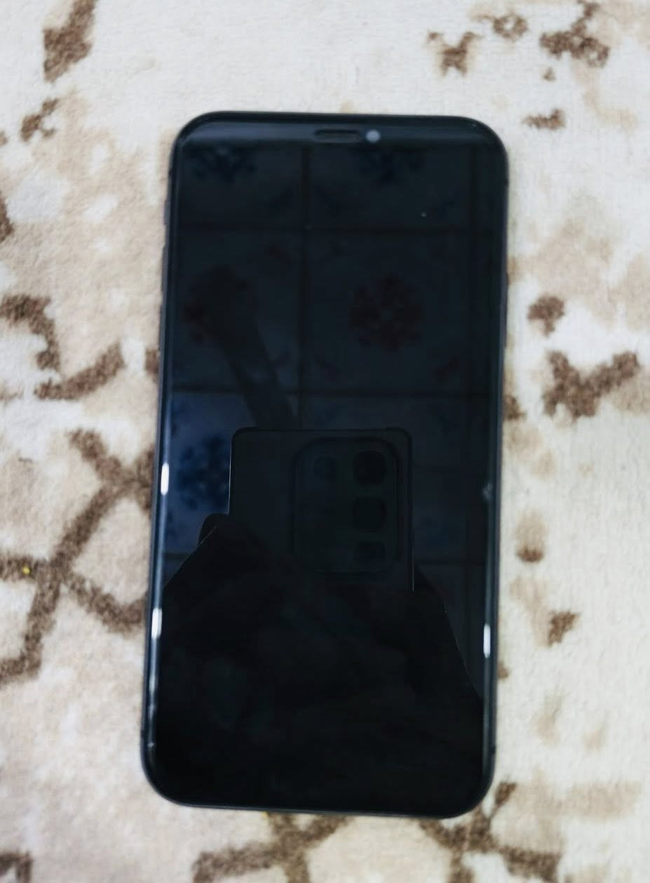 🔹 الجهاز: نظيف من الخارج، لون أنيق (اسود ).

🔹 البطارية: (76%).

🔹 ملاحظات:(بس ضهر مكسور فقط التلفون متًمفتوح ).

🔹 كلشي شغال طبيعي.

💰 السعر:275  بي مجال .

📍 الموقع: (كربلاء القادسيه ).

📞 للتواصل:خاص او اتصال 

 (*********** )
