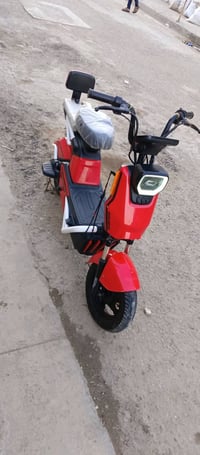 دراجة كهربائية • موديل 2025 • 4 بطاريات