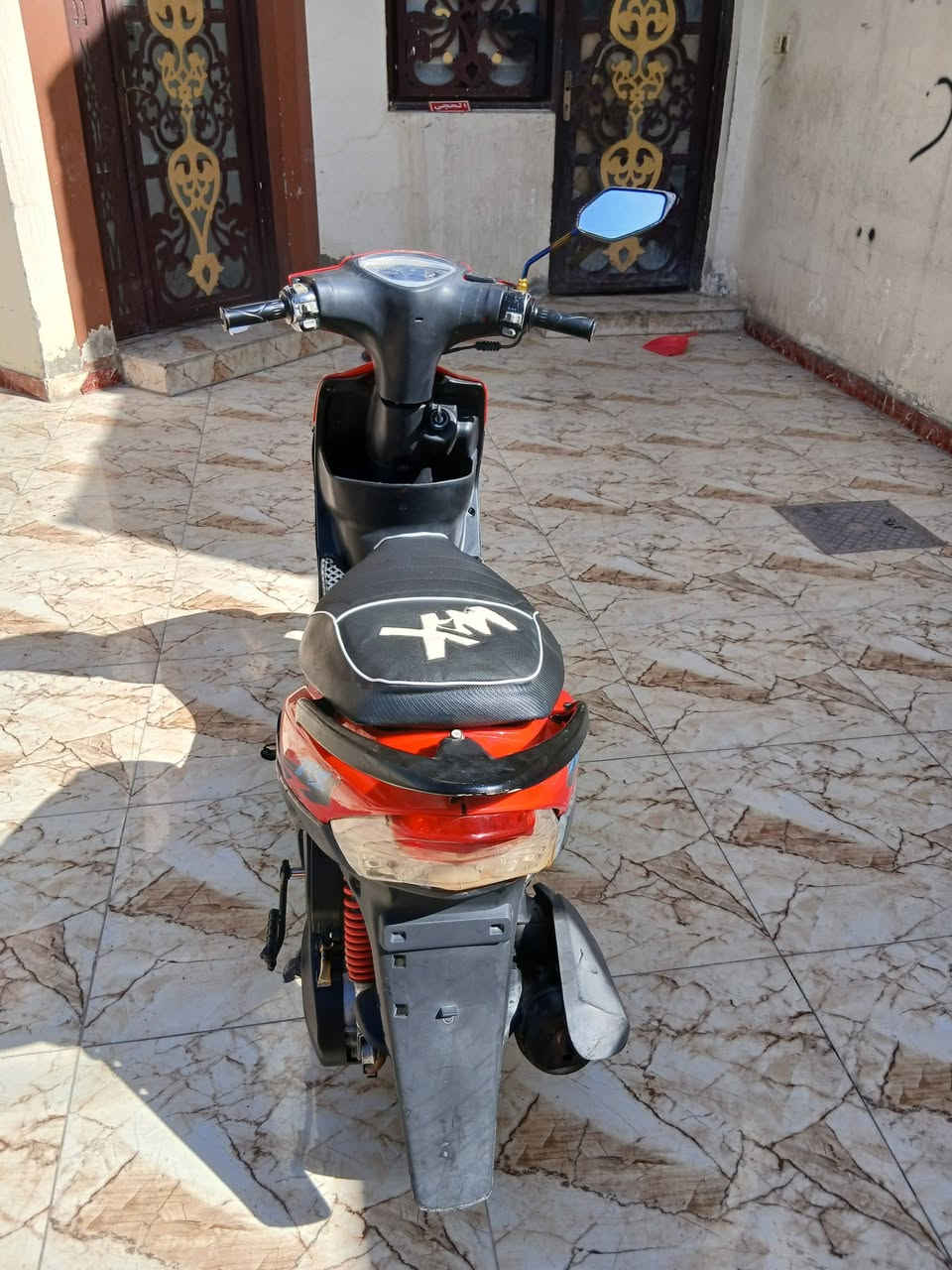 ماكس عدله 50 بلاد ما نقصها شي ( نكراه سلف ) وشغاله من طول للطول كلها كهربائيات  لايت اشاير سكن دشبول قفل ستيرن ( مفتوحه ولفات ناعمه ناعمه خرسه دراجه نهضه شك الكاع ومعدل ) لا تبخر ولا تنقص دهن كفرات اصلي مختمات مكاني ناصريه الاسكان الصناعي مقابيل البوفياض مجمع نور الناضر *********** السعر 500 وبيه مجال
