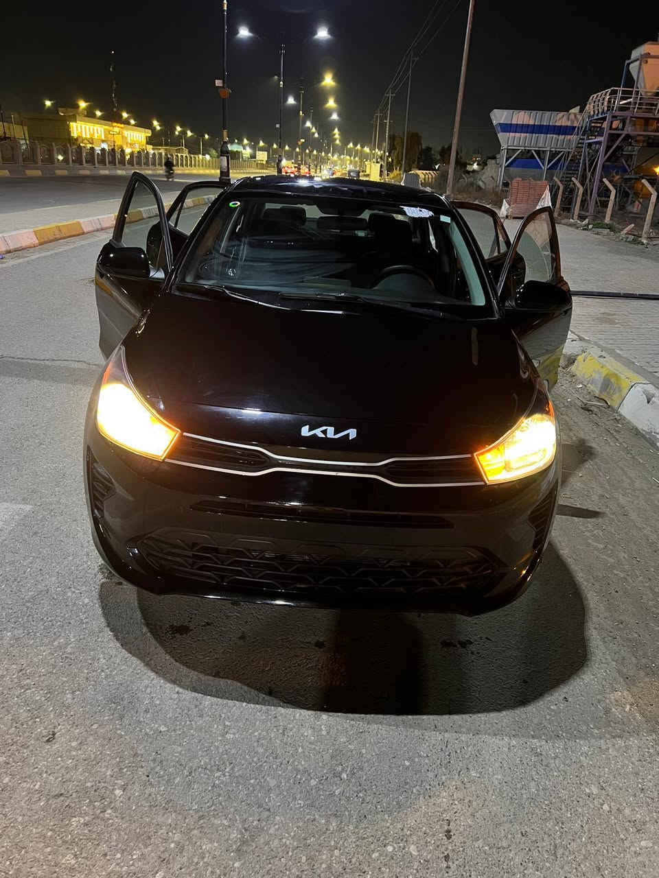 كيا ريو 23 ممرقمه دخول جديد بيه تبديل جاملغ  وبارد صفحه بدون دواخل محرك 1600 وكير 6 نمره وصور الحادث موجود بالمنشور مكان السياره بعقوبة التحرير السعر 110 /***********/0770862041
