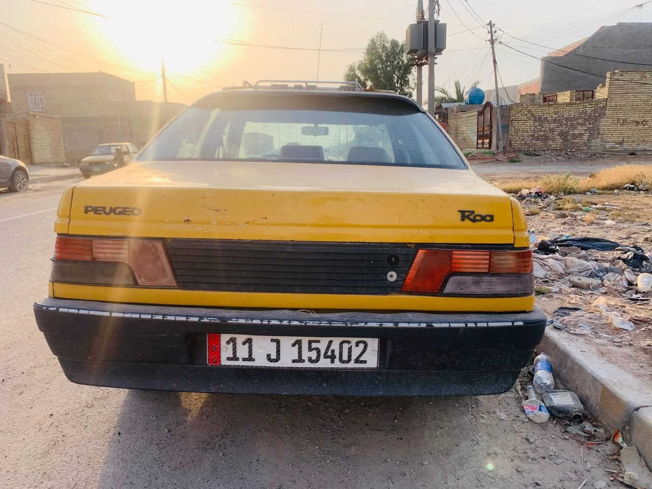 السلام عليكم
بيجو روى ٢٠٠٩ 
رقم بغداد انكليزي جديد سنوية ٢٠٣٠
ما بيها ضربة
نصبتها تخبل ✓
نظيفة كلش ✓
تبريد ثلج ✓
تدفة✓
كهربائيات شغالة✓
منظومة بانزين جديدة✓
نوزل بلك فيت بم كلاص✓
منظومة مي جديدة ✓
حماوة ربع واقل✓
غرفة جديدة ✓
حدادية ٨٠ بالمية✓
بس المكينة كايمة ×
عارضها ب ١٨ وبيها مجال بسيط
مكاني بغداد حي اور 
للاستفسار 
***********

