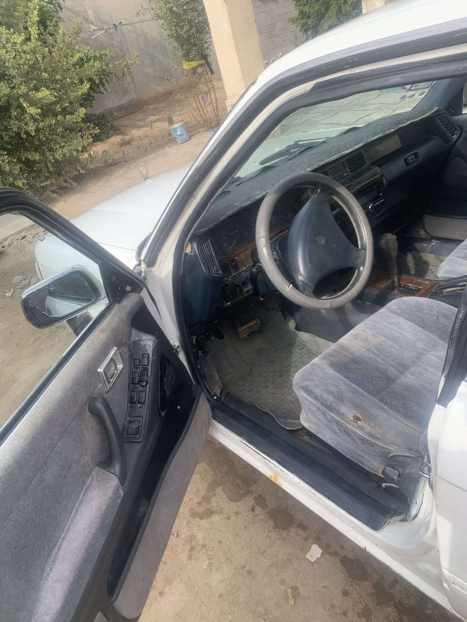 ارنب للبيع مكفوله كص ونقل وضربه قويه سنويه27 مكينه فيفيتي فيشه وحده وكير جدد تبريد ثلج حداده وباور ومشط كله جديد لايت جديد سعر  62وبيها مجال مكاني بصره قرنه ***********
