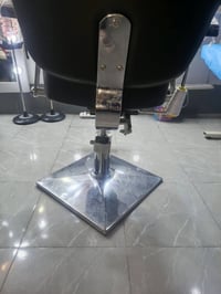 كرسي • بحاجة تصليح • حي مسيان