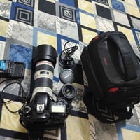 كاميرا كانون دي 7 مارك1  استخدام جداً قليل ونضيفه جداً جداً 98‎%‎ غراض...