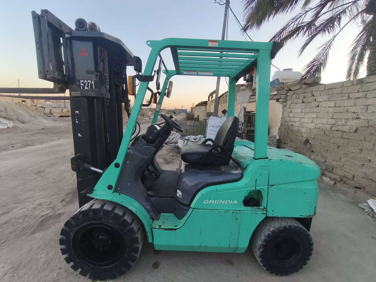 السلام عليكم
رافعة شوكية ميتسوبيشي 2014 رقم اربيل إنشائية جب حاوية 3 سلايت 3 طن 3 حركات تخم تاير ربل كامل مواصفات ما بيه نقص جاهزة للعمل العنوان كوت *********** وات ساب
