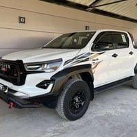 هايلوكس GR • ٢٠٢٤ • ٦ سلندر