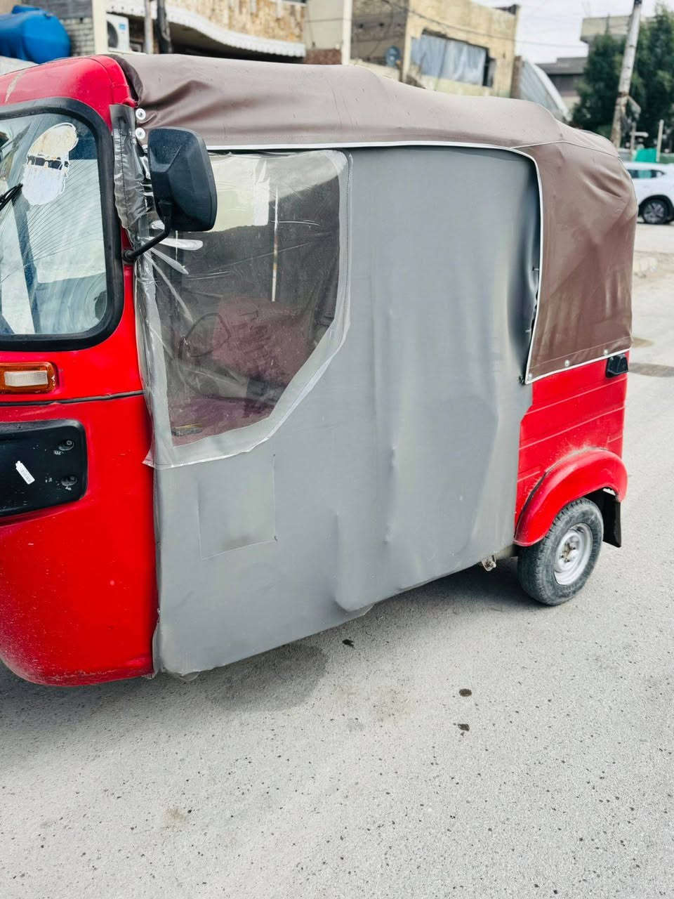 سلام عليكم تكتك.   موديل 18       مكفوله من ظربه وصبغ مكينه تخبل رقمهه واصط مشروع وطني تحويل ثاني يوم مكاني مدينه الصدر شراي تصل *********** سعر 4500وبيهه مجال
