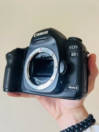 كانون 5D مارك II • زووم 75-300 • مراوسه بنيكون