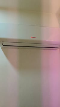 سبالت طنين للبيع نضيفات شرط التشغيل ستعمال قليل تدفئه تبريد الواحد ب 4...