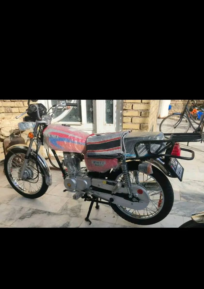 السلام عليكم نامه شلامجه اوراق سكنر ما مفتوح بيها برغي مكان ميسان حي العسكري( السعر مليون وبيها مجال)***********.  مراوس ببوكسر هم اراوس
