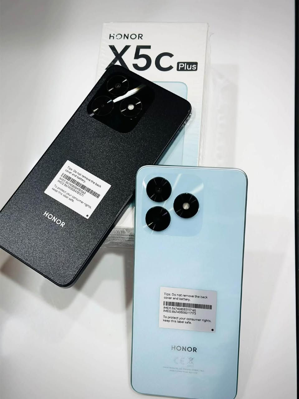 جديد يابه جديد هونر  X5C بلص جووه السوك
🔐🔐🔐185
الشاشة 90 هرتز 
الذاكرة 128
الرام 4+4
البطارية 5260 مللي أمبير مع شحن سريع 15 واط
الكاميرا 50+8.0 ميجا بكسل 
المعالج G81 
ضمان سنة 1 اصلي ومعتمد
مكاني أيسر


**إذا كنت صاحب هذا الإعلان وتريد حذفه لأي سبب، رجاءا أرسل رسالة إلى الدعم الفني**