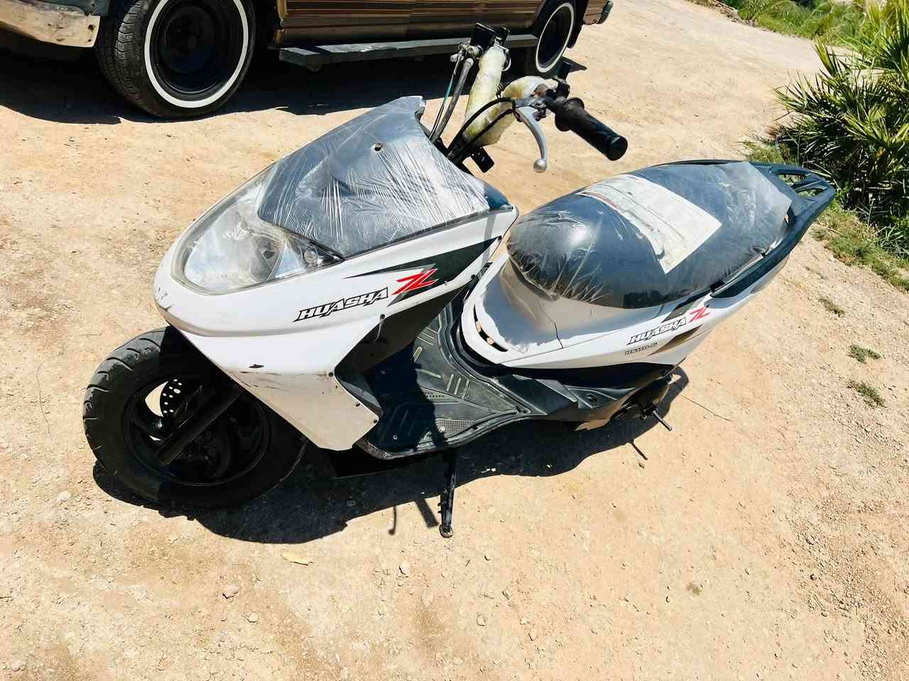 للبيع دراجه ثعلب محرك فراشه شغاله وجاهزه السعر250 رقمي ***********
