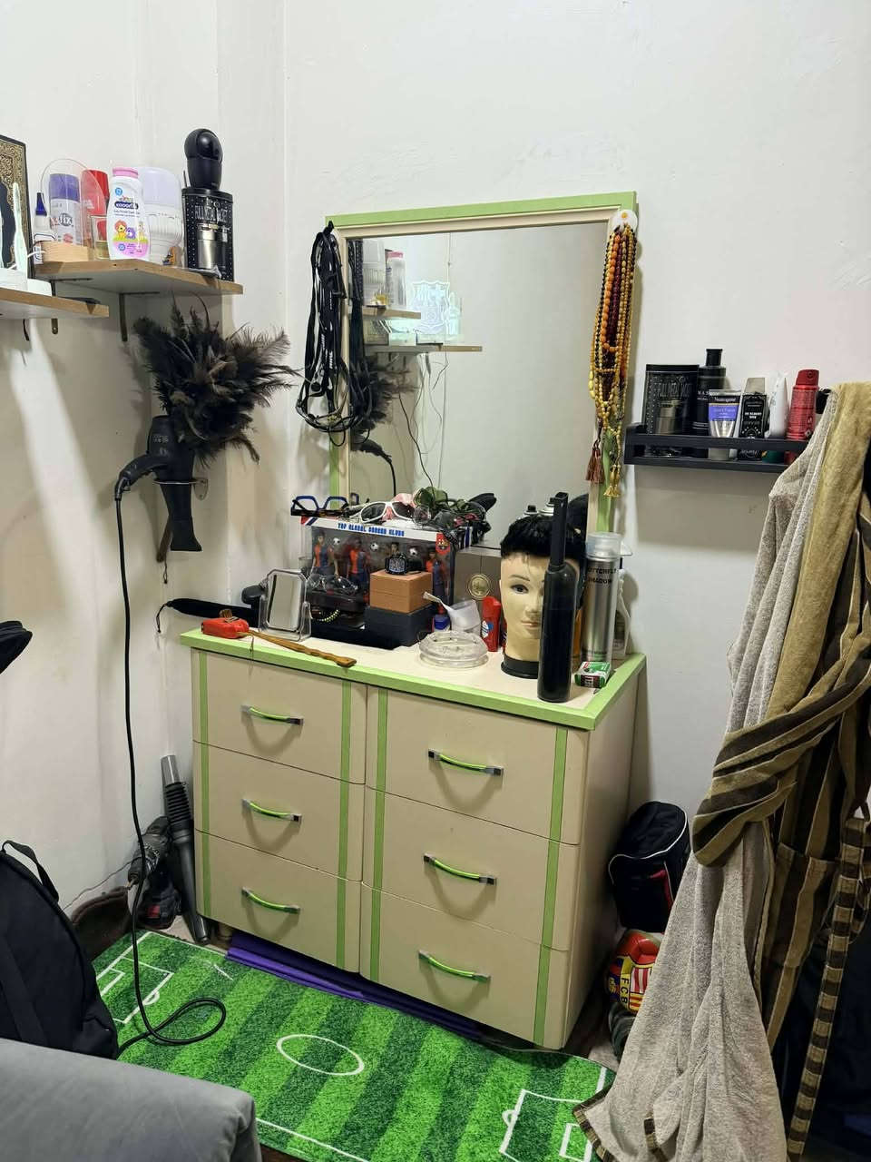 غرفه شبابية نفر 4 قطع للبيع مع الدوشك طبي درجة اولى جديد اي ضرر مابيه العنوان اربيل شارع 60 
تواصل خاص


**إذا كنت صاحب هذا الإعلان وتريد حذفه لأي سبب، رجاءا أرسل رسالة إلى الدعم الفني**
