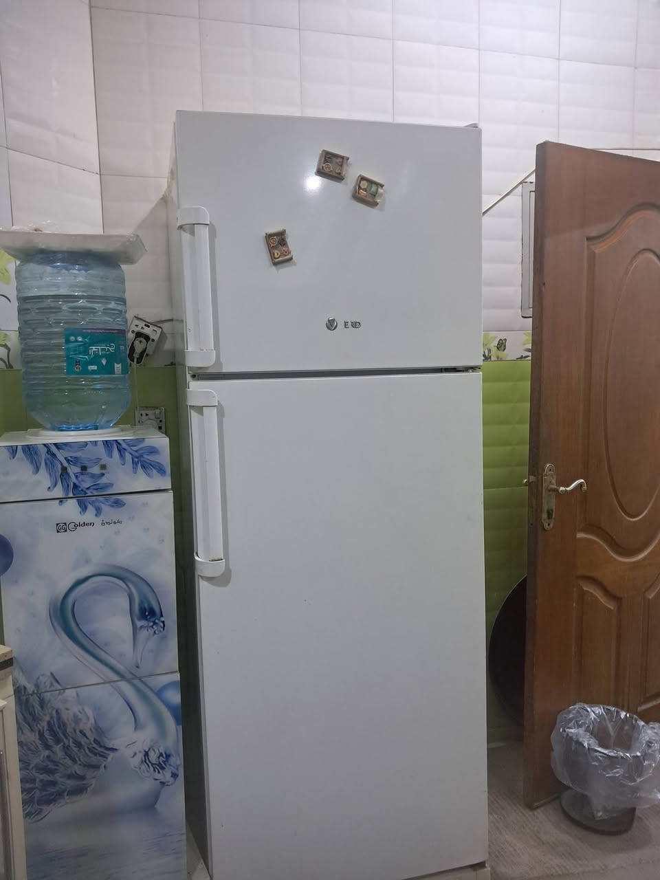 سلام عليكم ثلاجة نظيفه وشغاله للبيع نوعية تركي حجم كبير ***********
