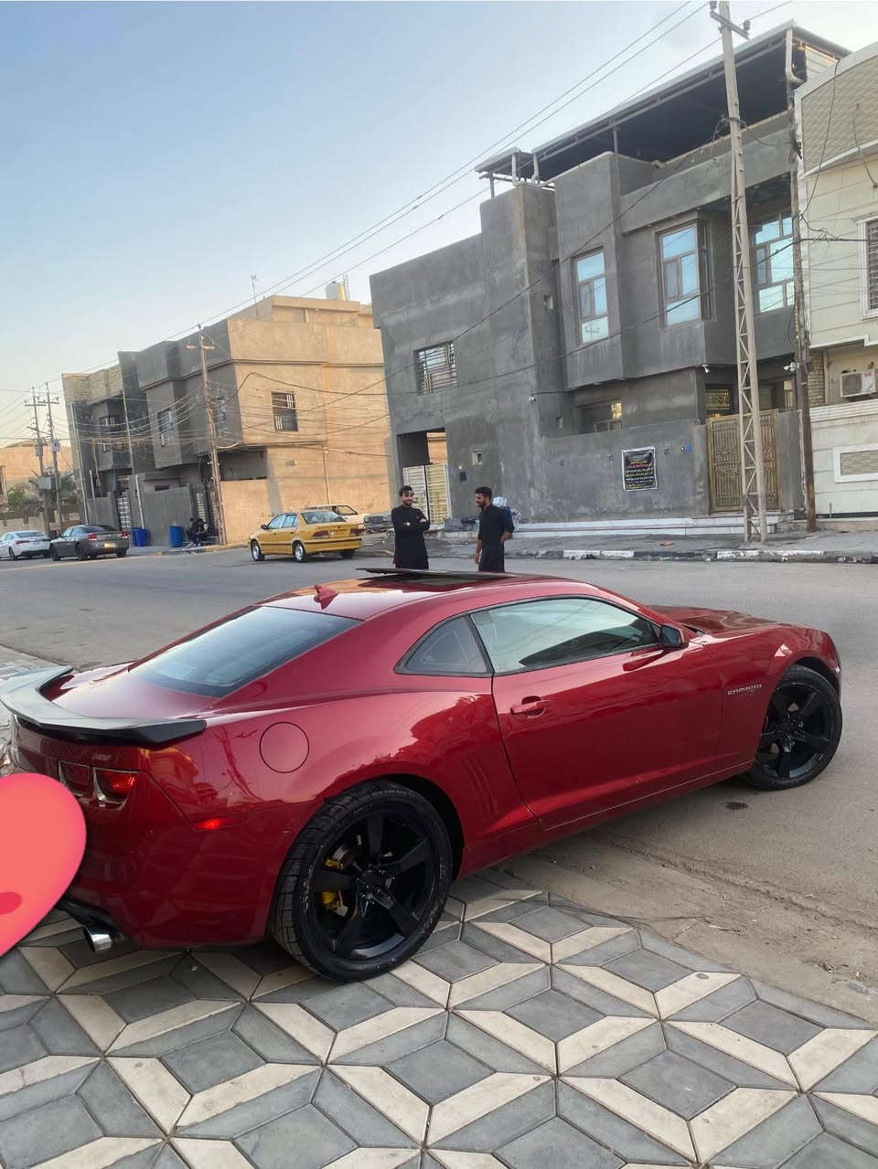 سلام عليكم كمارو لبيع موديل 12 فول واحد علا واحد بسمي رقم نكليزي سعر 85 بل بصره زبير ***********
