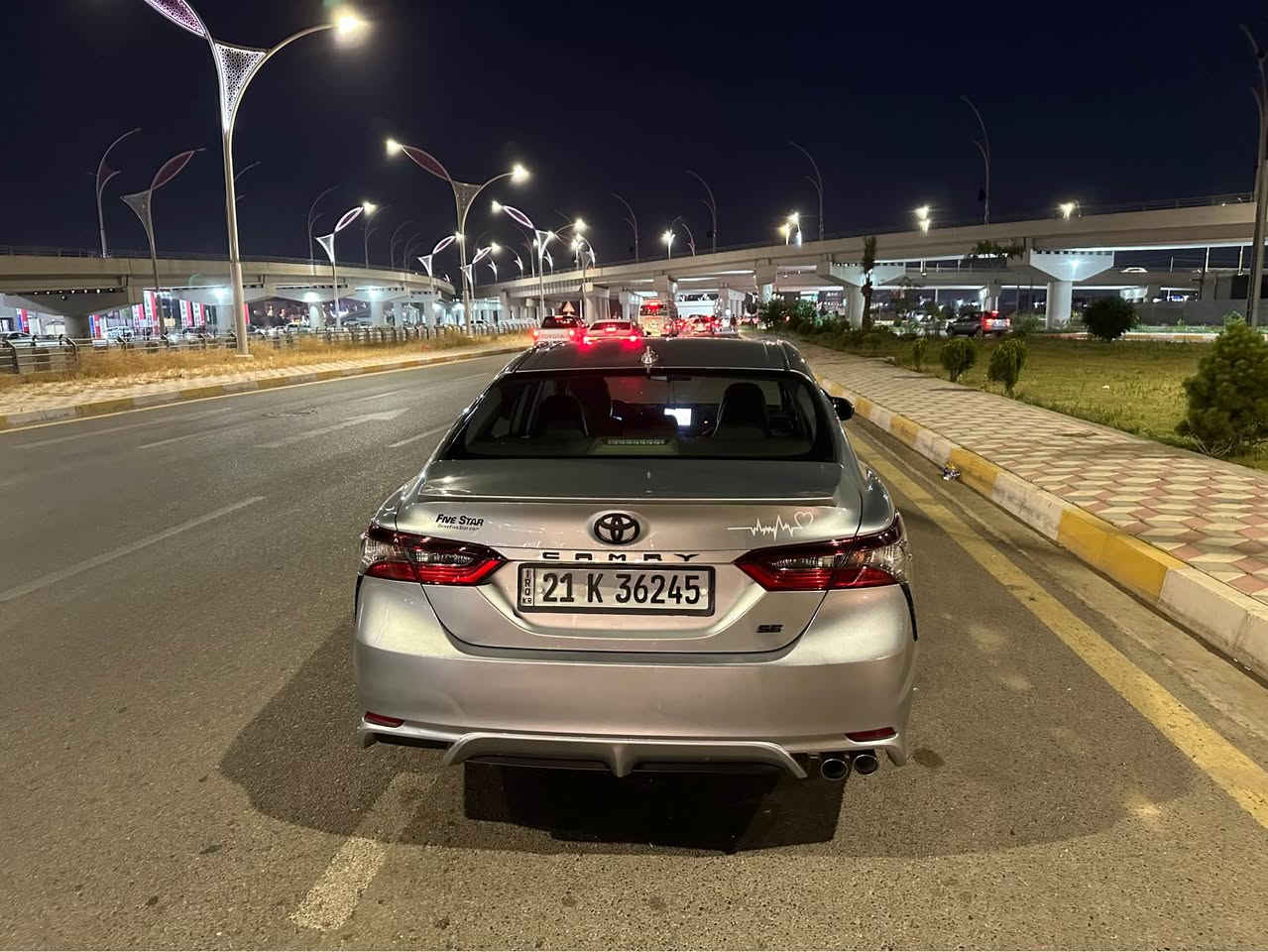 السلام عليكم Toyota Camry للبيع ✈️

موديل 2023 لون سلفر سيارة كلين تايتل 

بدون صبغ بيها تعديل فقط سيارة جديده 

ماشيه 60 الف ميل محرك كير وتبريد كله شرط

رقم سنويه جديد بطاقه بنزين بيها سيارة بسمنه

موصفات سيارة se معروف كشنات جلد وكهربائية 

تحكم استيرن وشفت استيرن شاشة كبير وكاميرا 

لايت ليد وزنون سيارة تخم تاير وصدر وخلفي كله 

جديد شرط مابي نقص من دعامية لدعاميه جاهزه 

مكان سيارة كركوك  السعر 215 

رقم الهاتف *********** ￼￼ كركوك, العراق

