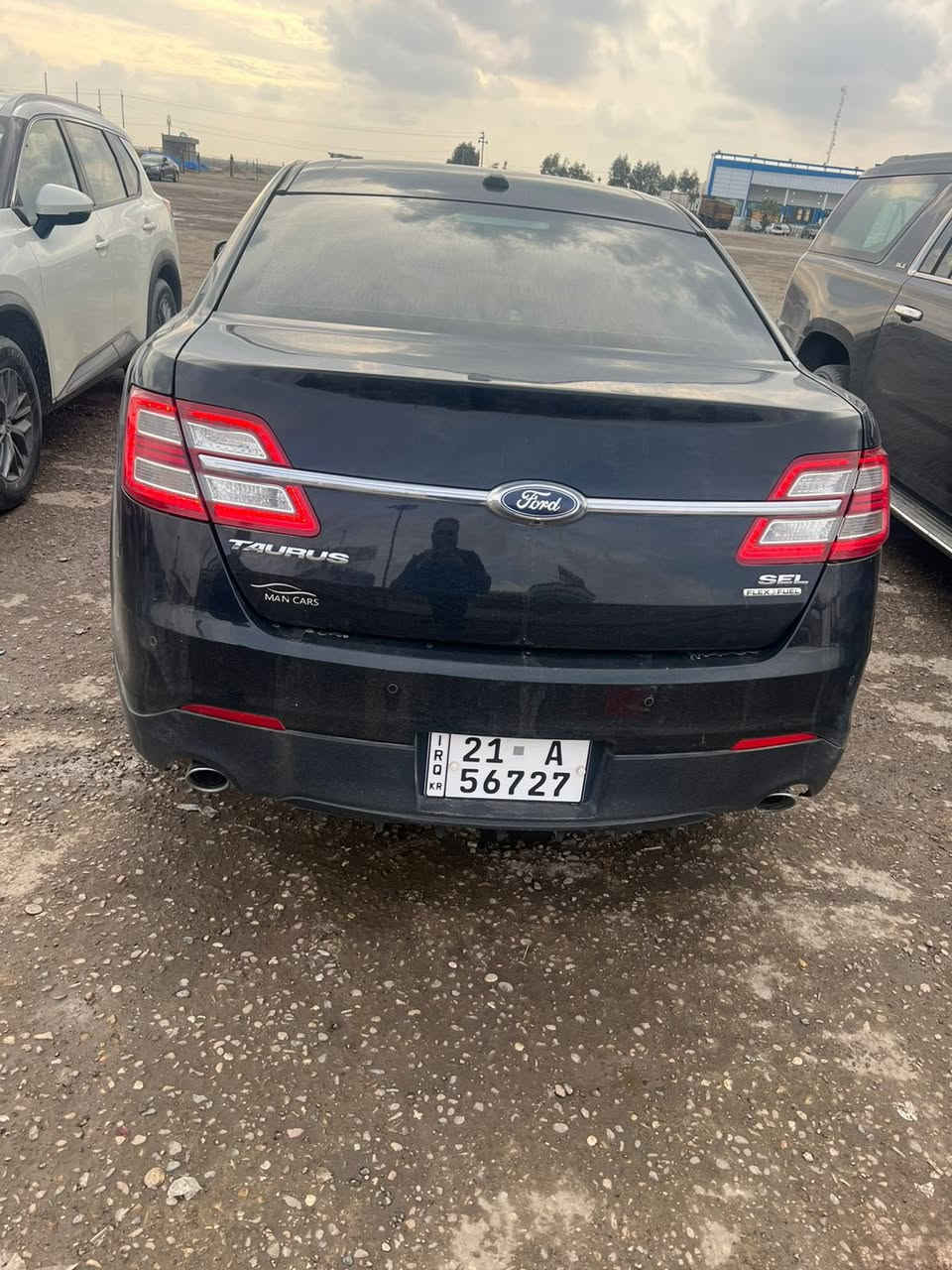 فورد تورس  موديل 2016 السياره نضيفه بشكل حادثها بنيد فقط بدون ايرباك ولا دواخل  محرك 6  
السعر145 وبيها مجال بصيط 
***********

