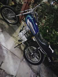 دراجة نارية • للبيع • قابل تفاوض