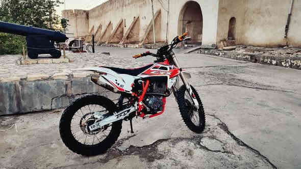 سڵاوی خوا لەهەموو لایەک  srx  بۆفرۆشتن
مۆدێل 2024
مەکینە250زنجیر
ماڵەکەمەزبووتە کارەبایی ومەکینە ڕۆندانی  نیە دوکەڵی نیە سەوتی تیانیە بێسەر ئێشە 
به شه رتي هه مو شتيكي گيرو مه كينه ي به شه رت 
شوين. كويه
***********

لەسەر ئیزنی ئەدمین كويسينجاك
