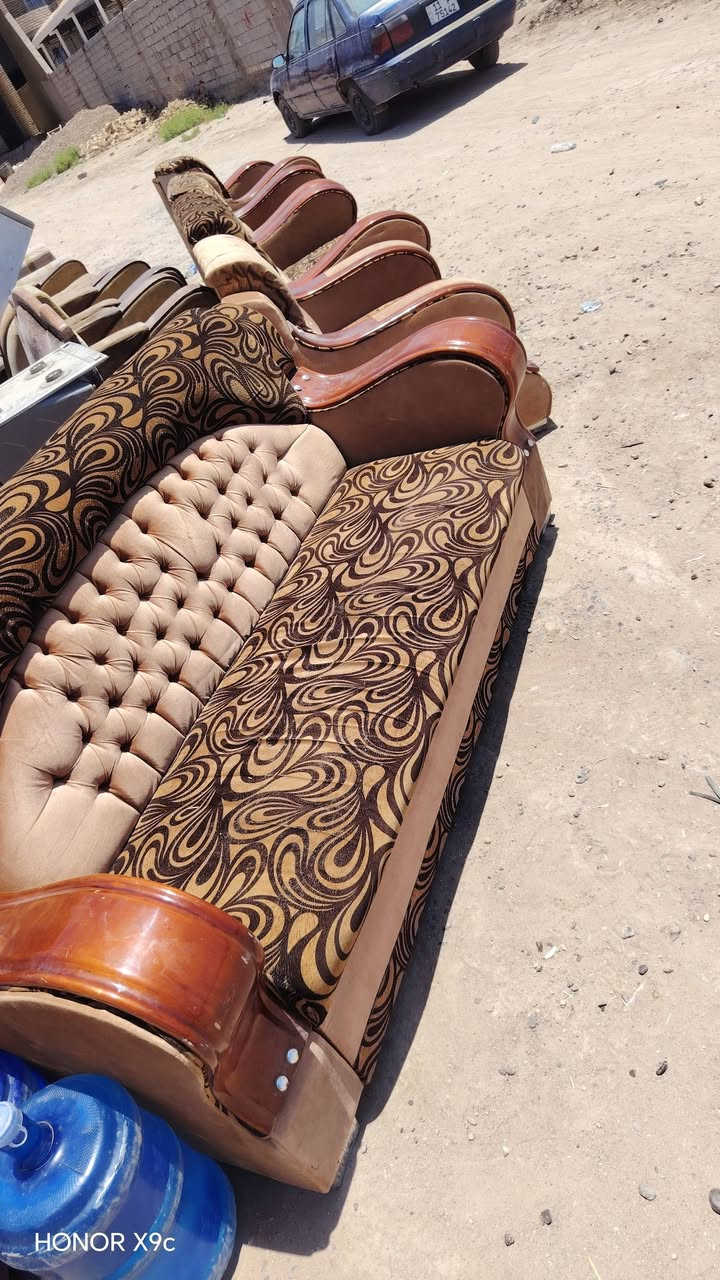 سلام عليكم تخم 18 مقعد
السعر مناسب الاستفسار اتصل *********** يوجد توصيل جميع المحافظات ***********
