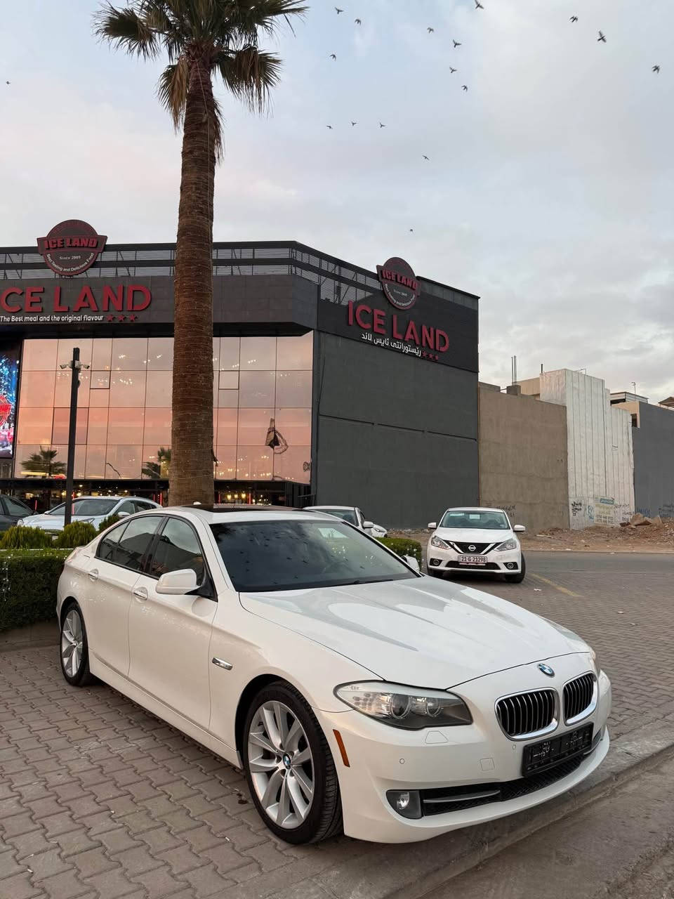BMW F10 535i
سەیارەکە دوبەیە ، کلینە ، دەعامی لۆ دەعامی بە شەرت
فول قپات مواصفات
سێ مۆدی لێخوڕین : کۆمفۆڕت ، سپۆڕت ، سپۆڕت پڵەس
٥ پەردە
٤ دەرگە شفت
صندوق شفت
شاشە گەورە
سلاید گەورە
گوشن خەزن ٧ پارچە ١٢ حرکە
گوشن هیتەر کارەبایی ، سوکان هیتەر کارەبایی
ئاوێنە شەفت کارەبایی
گێر مەکینە بۆیاغ تەقە و رەقە هەمووی بە شەرت مەنەفێست و سەنەوی و رەقەم بیلادی بە شەرت
غەرامە بە شەرت
٢ مانگە داخڵ بووە
*********** أربيل, العراق
