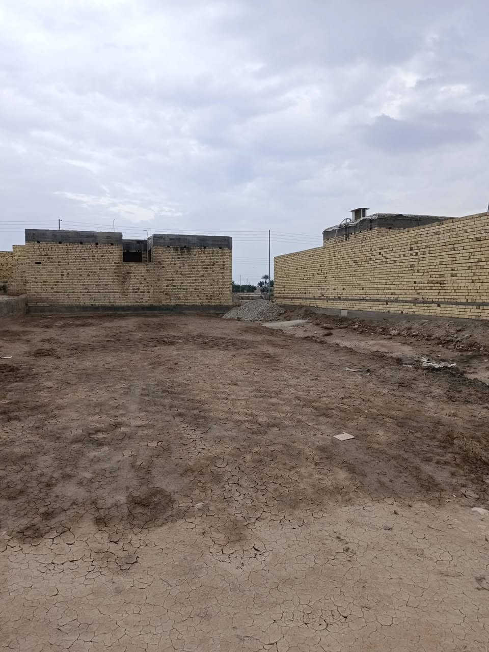 قطعة أرض 

🚩العنوان : قرب مجمع ابورضئ  للسيراميك 
 قريبة . على الشط 
📐 المساحة: 100 متر طولاني
 متوفره كافه الخدمات قرب سليم منطقة انوار الولاية
💰 السعر: خاص 
📞 للتواصل: 
***********
