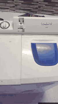 غسالة جديدة نظيفة على فحص 70 الف ***********
