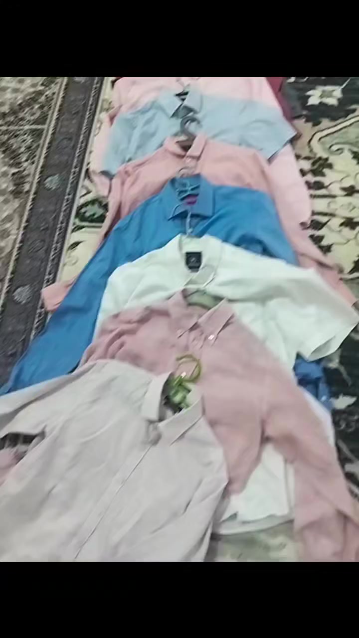 قطع باله كميه قليله  قمصان وبديات نظيفه كلش قمصان بيض حجم جبير قماشه فد شي  بلاش الي يريد  يراسلني على رقمي  واتساب او اتصال ***********
