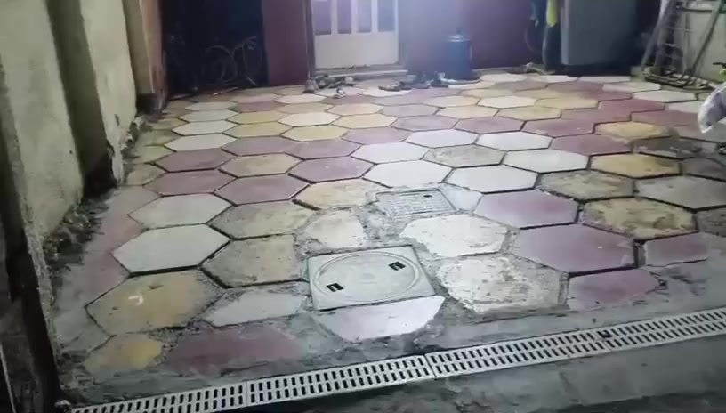 مشتمل للبيع مساحه 100 م طابق ونص بالمخابرات غرفتي النوم واستقبال ومطبخ البيت فرع الصيدليه قريب على ابو رشا ابو الحب بسعر 85 وبي مجال رقم الهاتف ***********
