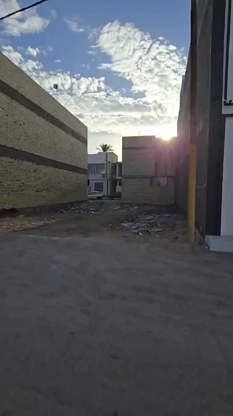 السلام عليكم قطعه ارض للبيع المساحه 200 م العنوان كربلاء حي العباس زراعي سنه 25 اقرار محكمه من صاحب الارض اي استفسار على الرقم الواجيه 10 والنزال 20 اي استفسار الرقم ***********
