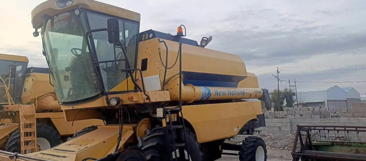 حاصودة للبيع
مواصفات :
*موديل 2013
*قايش 5040
*رقم اربيل
*أوروبي بلجيكي اصلي
*مكفول كفالة عامة
العنوان : كركوك -قرب مطعم ميديا
رقم الهاتف :
***********
***********
