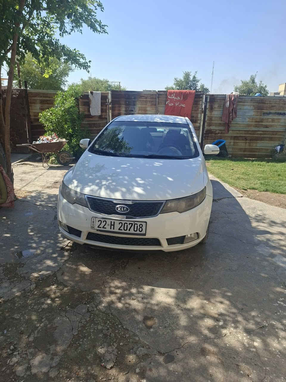 السلام عليكم البيع سيراتو ٢٠١٢ صبغ قطعه وحده الباب خلف السايق  رش بدون ضربه المواصفات حساسات خلفيه مري شفط اشاير بل مري شفتات ستيرن يدات نيكل تدفئه تبريد لمس رقم اربيل بسمي تحويل سنويه تنتهي ٢٧ السعر ٩٥ وبيها مجال الطيبين مكان بغداد ابو غريب ***********

