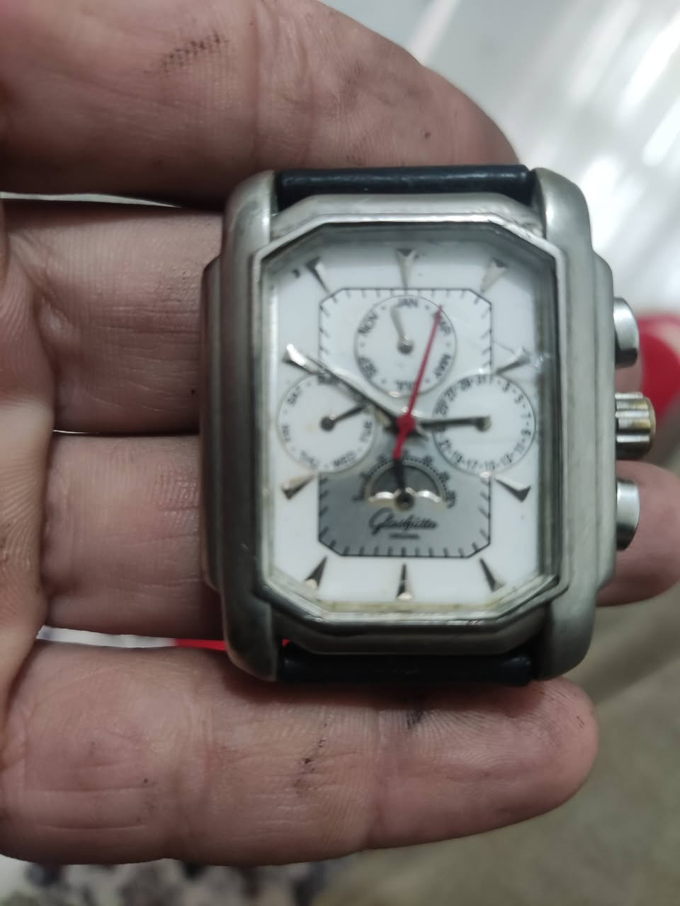 بيع هذا الساعة اربيل ***********
***********
