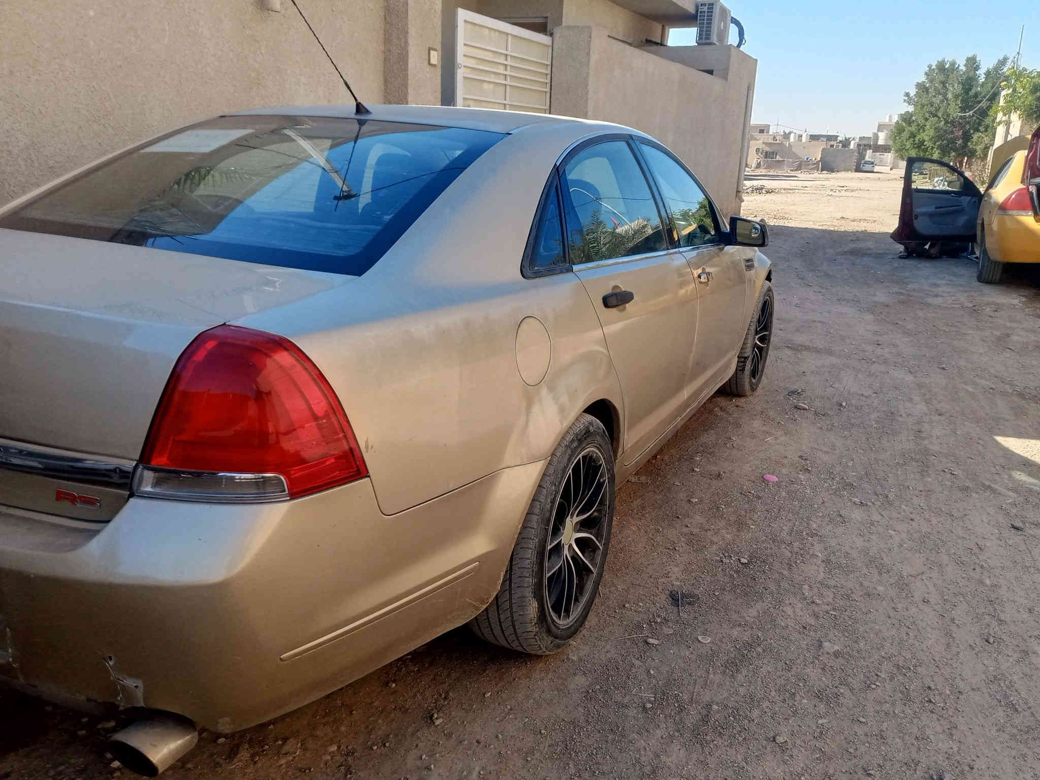 سلام عليكم
سياره كابرس موديل 2008 رقم سليمانيه لون ذهبي سنويه 26 شهر 6 
محرك 6 سلندر كير جدد كهربائيات بلاد 
بيها نقوصات دعاميه اماميه بك لايت جهة سائق  بيها بارد بلجاملغ الخلفي سياره جارده 
مكانها واسط بدره السعر 50 ورقه بون عمله 
رقم ***********
واتساب ***********
