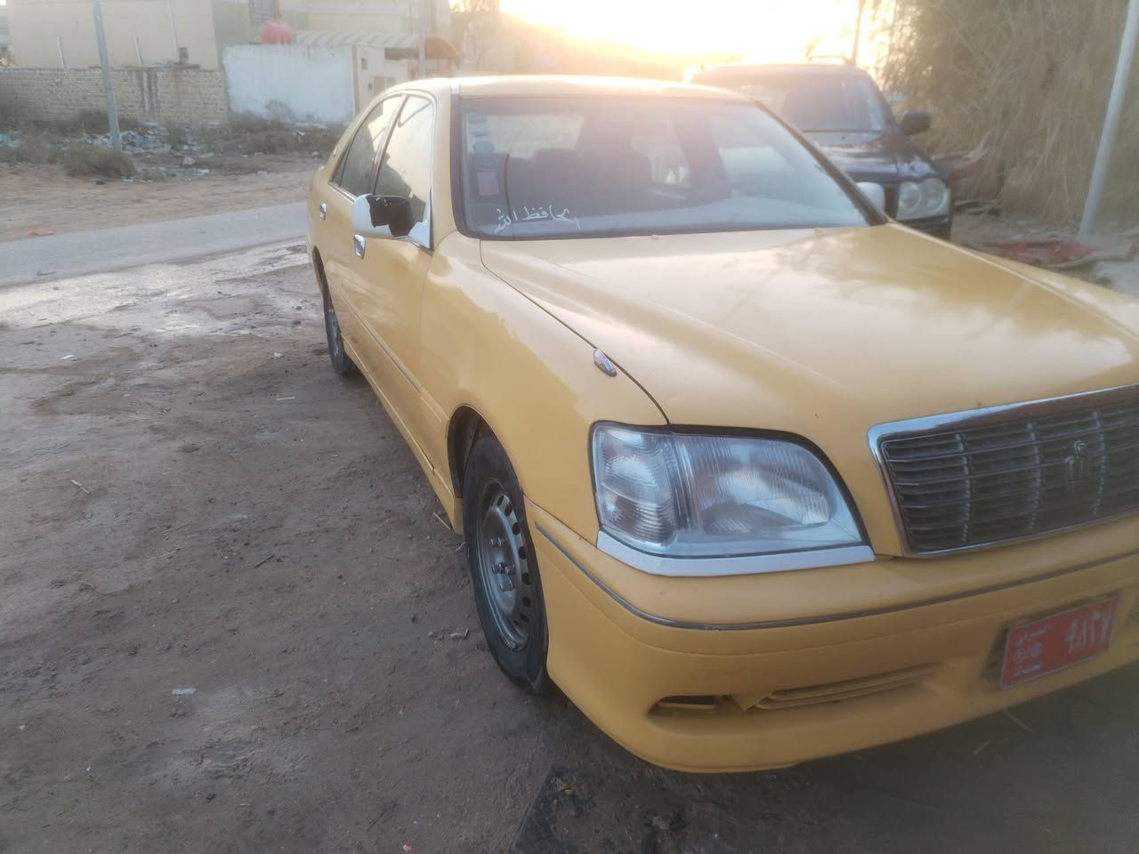 السلام عليكم ورحمة البيع ملكه رقم بغداد احمر وكاله ام البرود مكينه وكير ففيتي جديدات حداديه جديده كهربايات شغاله تخم تاير جديد باتري جديد سياره ما بيه كص مكفول السعر ٤٨ورقه مكان السياره الدوانيه قضاه الشاميه رقم الجوال ***********
