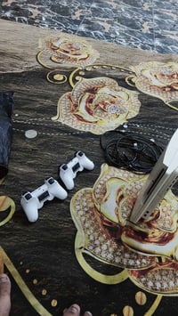 ابلي 3 نضيف ما مفتوح جوستكات جدد ماصالي هواي من اخذته نضافته 100/100 ب...
