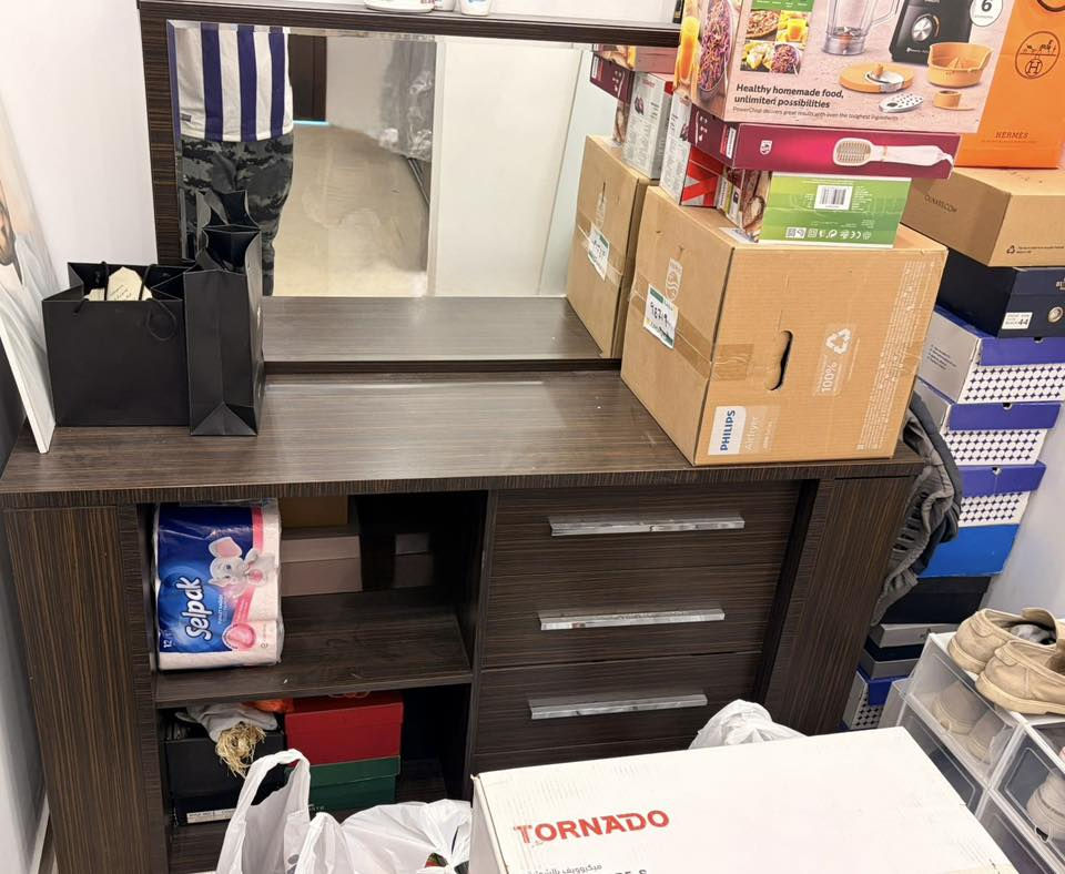 غرفة نوم للبيع ٦ قطع تركية المنشأ من العالمية للاثاث بسعر750 الف دينار
غسالة سامسونك فل اوتاماتيك للبيع 16 كيلو بسعر 250 الف
للتواصل ***********
المكان العامرية
