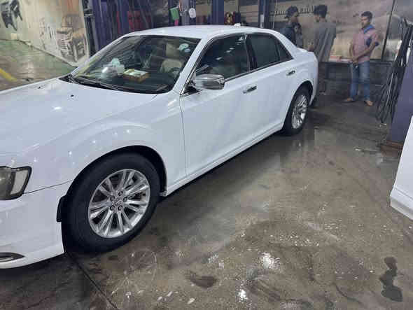 اوباما مديل ٢٠١٨ لمتدد تبريد مقاعد مواصفات c
كلين تايتل بيه صدعات بسيطه مال رمل مكفوله من تبديل اي قطعه
السيارة جهازة من كل شي الحمدلله
مال جناي ماشية ٢٠١٠
شرط السياره ممشتغلة خط مال جناي
السياره كل خميس سفرة
السعر ٢٦٠ وبيه مجال قليل
***********
