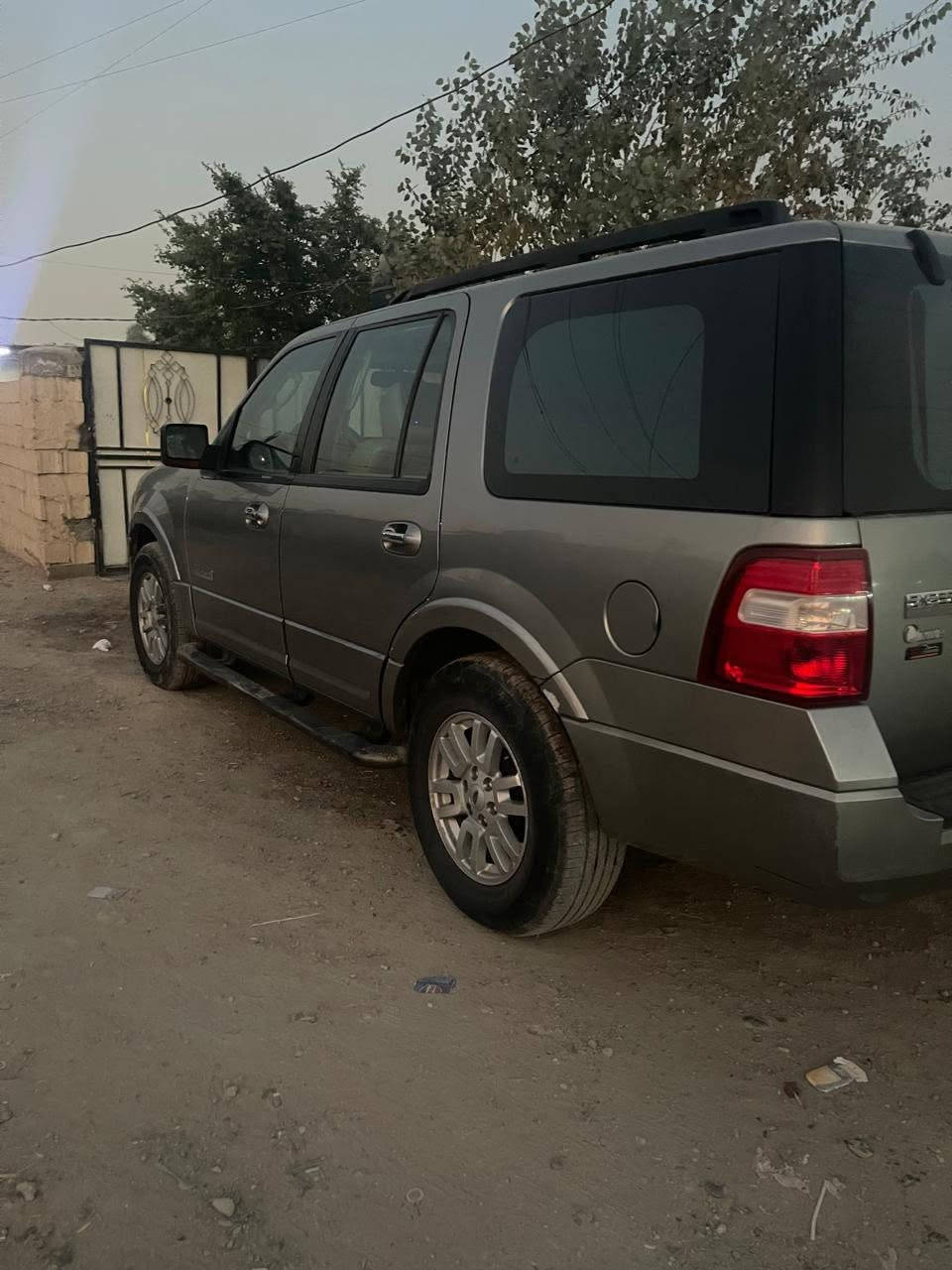 السلام عليكم اكس بدشن 2008
صبغ بس دعاميات مكفوله من الظربه  مكانها السيديه 
السعر 120 وبيها مجال 
متواجد وتساب وعلى الرقم ***********
