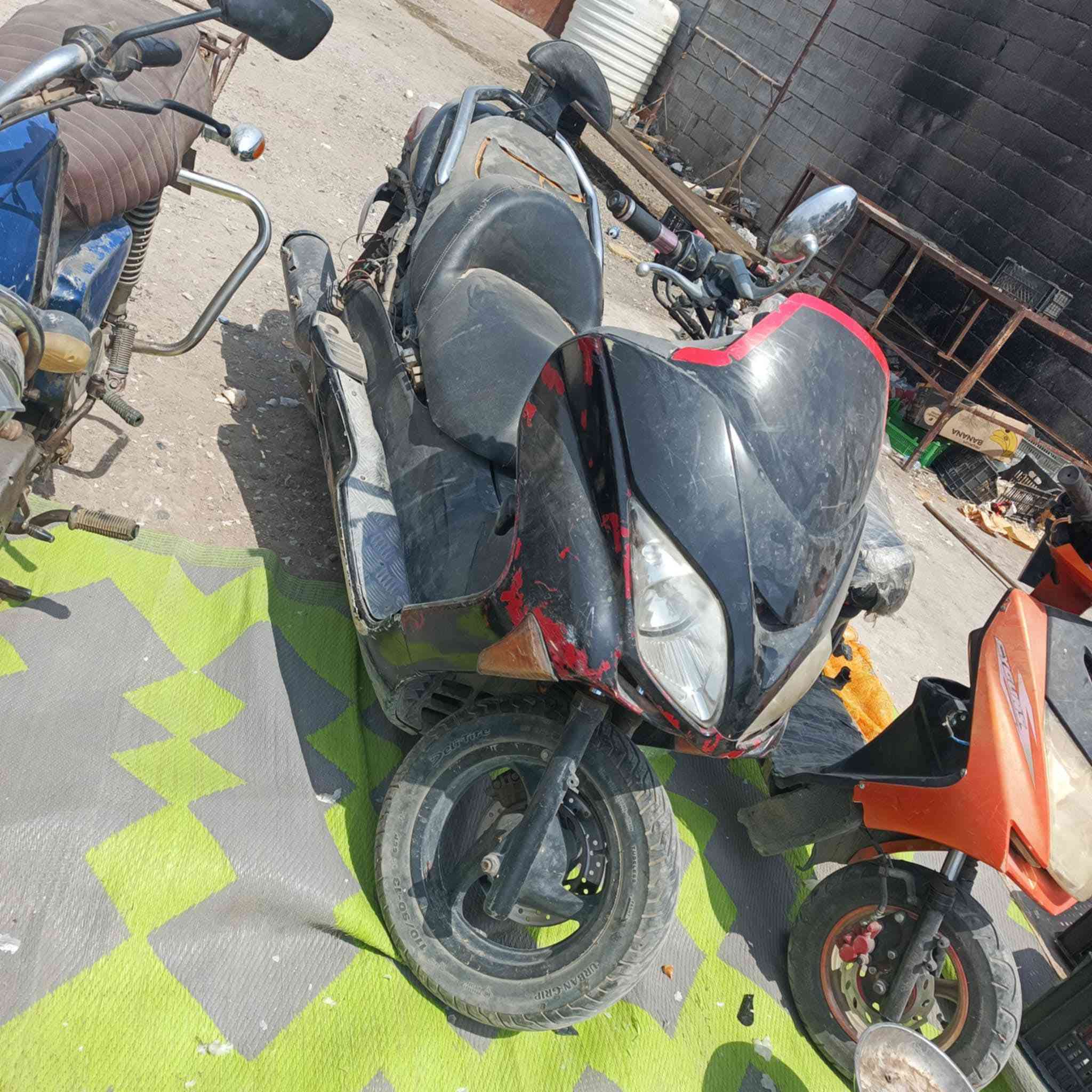 كوم حديد
مكاني ديالى /دلي عباس
