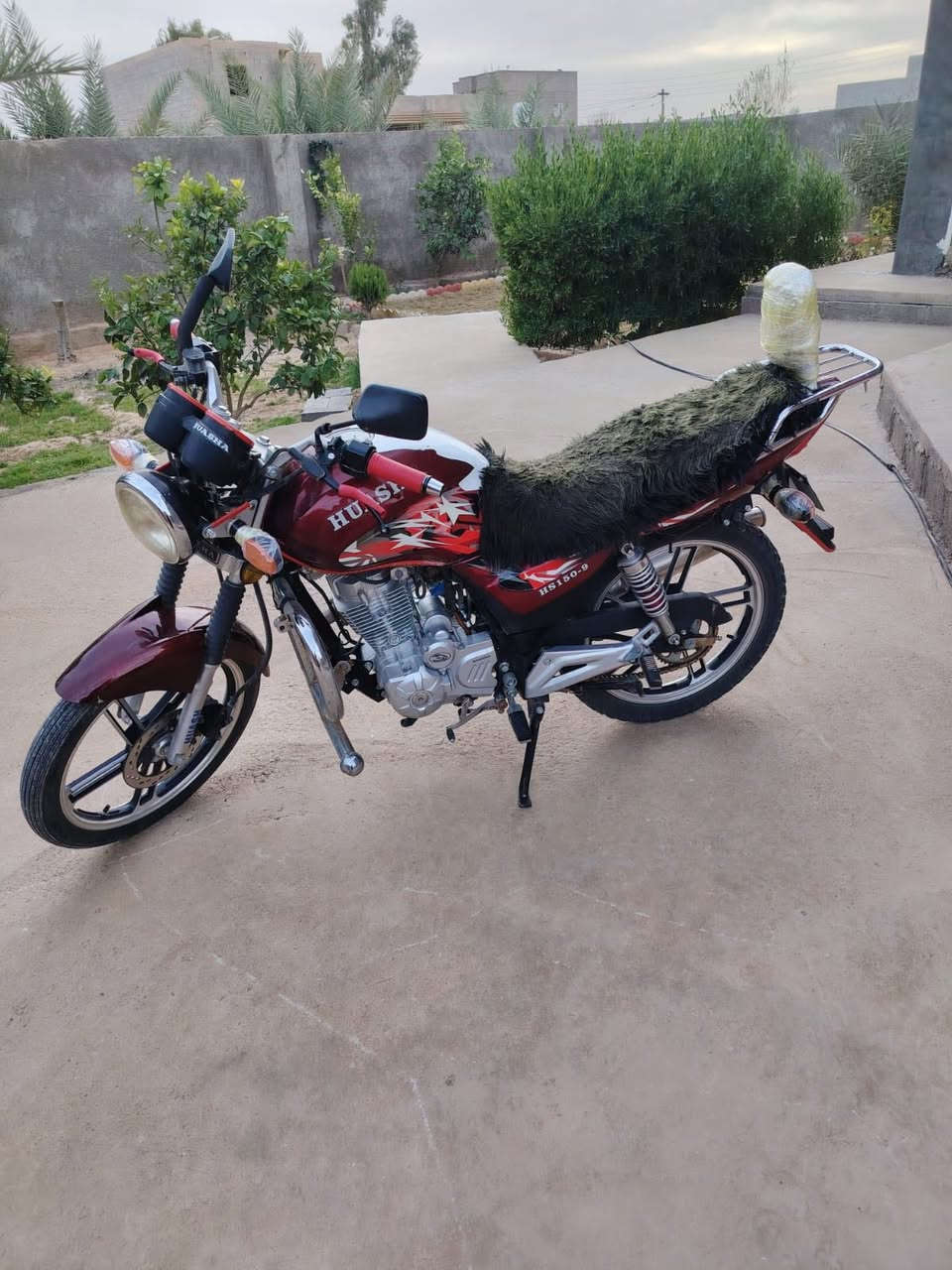 سلام عليكم هايوشه للبيع موديل (22) مكاني القائم تواصل رقم هاتف ‭0780 259 9619‬
#ادمن 🤎🫶
