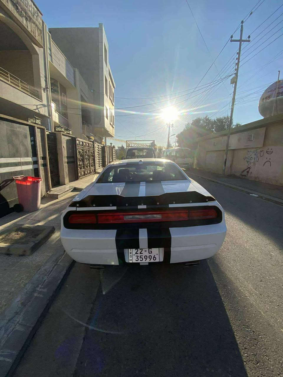 السلام عليكم 
جالنجر ٢٠١٣ محرك ٣٦٠٠ رقم اربيل تريد تحويل تريد وكالة حادثهة جاملغات خلفية بدون دواخل بدون شواصي سونار مرفق مع الصور 
سيارة نقصهة بس حدادية 
عارضهة ١٠٠ وبيهة مجال 
*********** بغداد, العراق
