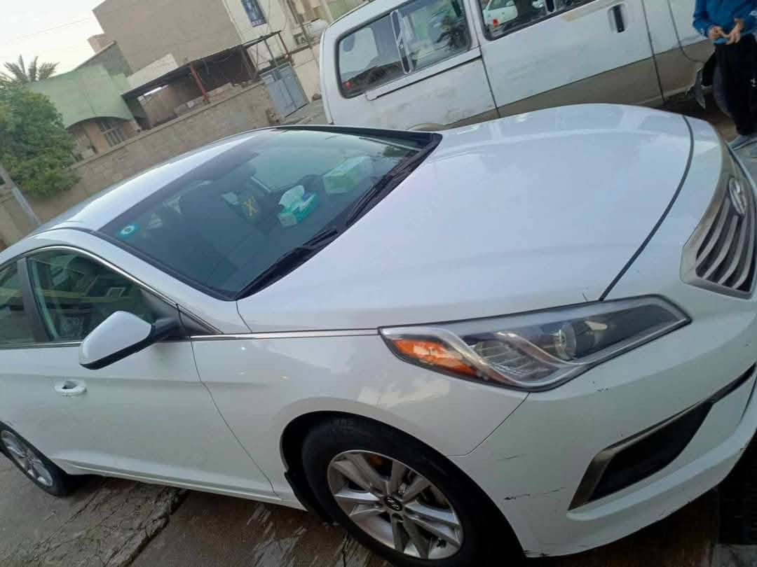 السلام عليكم
سوناتا 2016
 وارد بدون حادث
حادثها بالعراق خشم الجاملغ الأمامي بارد
سياره بدون صبغ بلاديه 
سياره كلها بلادييه
رقم بغداد.   نكول مميز 
مشروع وطني بأسمي
مكان السياره الغزاليه
السعر140 وبيها مجال 
 ***********
***********
استفسار اتصل
