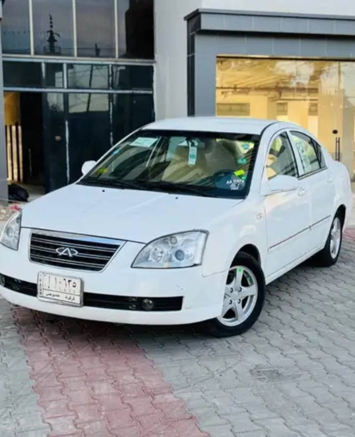 شيري A5  كير اوتماتيك تبريد ثلج قفل مركزي جام كهرباء تدفئة شغالة   داخل اصفر كير محرك شرط بي قطعتين  صبغ  رقم كركوك مشروع وطني جديد لحد  ٢٠٢٨  شرط تحويل السيارة خير من الله وما ناقصها شي   سعرها 45 وبيها مجال قليل 
***********
