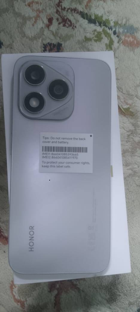 لبيع اسم مبايل HONOR 400 Lite حديث رقي مابيه اي مشكله ضمان شتريته 270الف قبل شهر بكرتون


**إذا كنت صاحب هذا الإعلان وتريد حذفه لأي سبب، رجاءا أرسل رسالة إلى الدعم الفني**