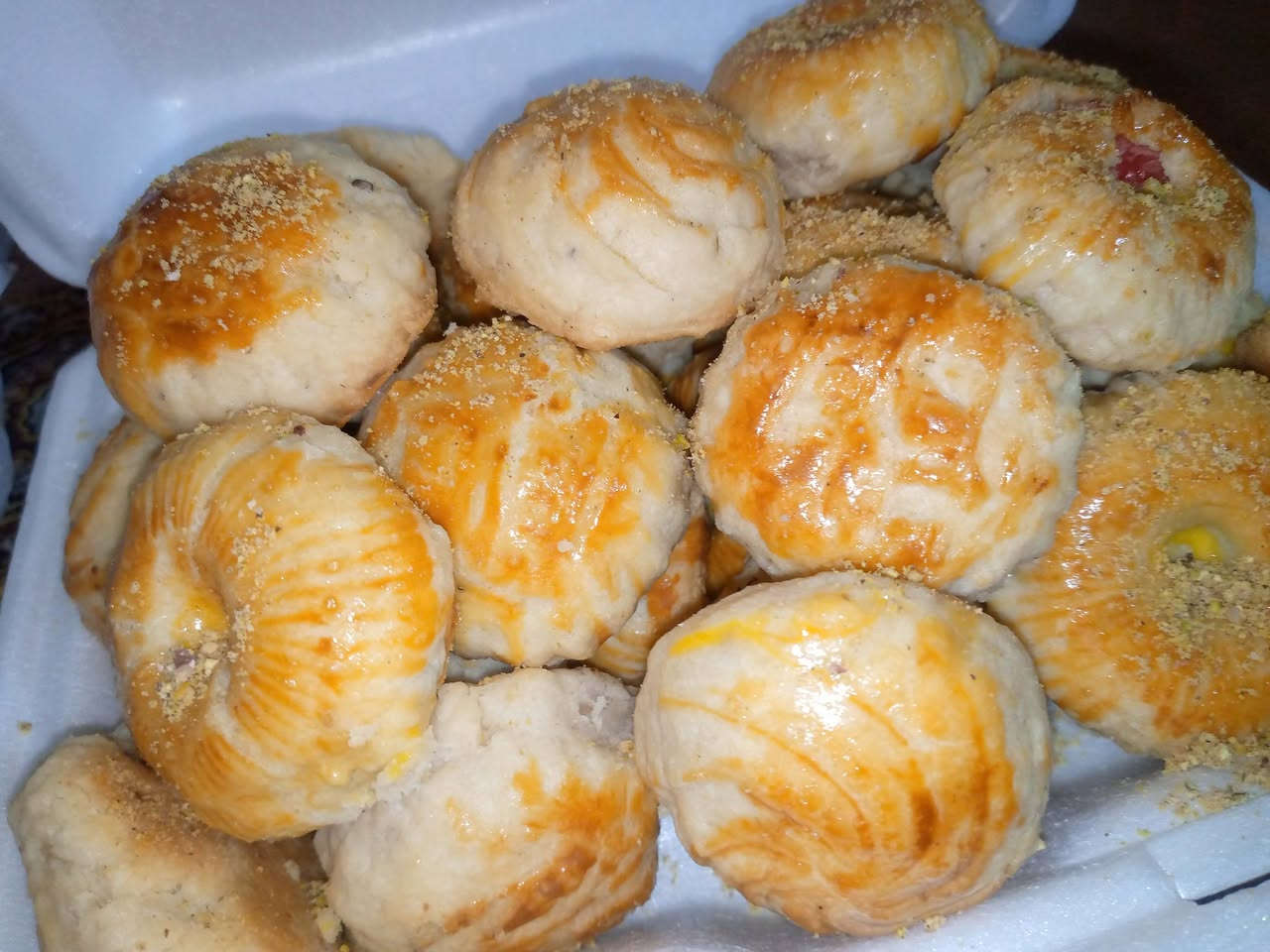 كليچة العيد حاره وهشه الكيلو ب ٦ الاف متوفر خدمة توصيل فقط


**إذا كنت صاحب هذا الإعلان وتريد حذفه لأي سبب، رجاءا أرسل رسالة إلى الدعم الفني**