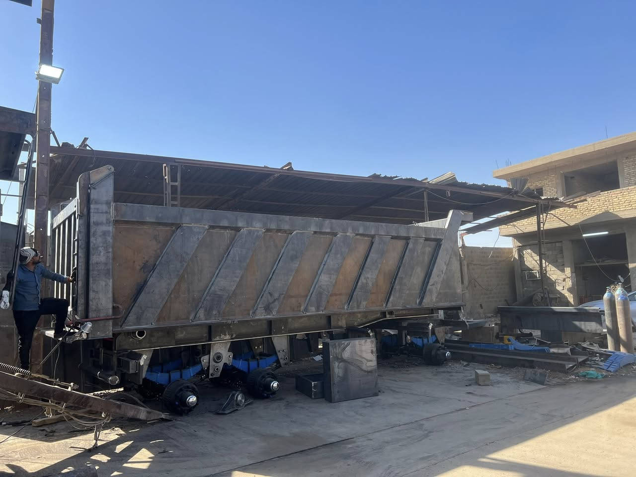 مقطورة مايلر البيع
***********
